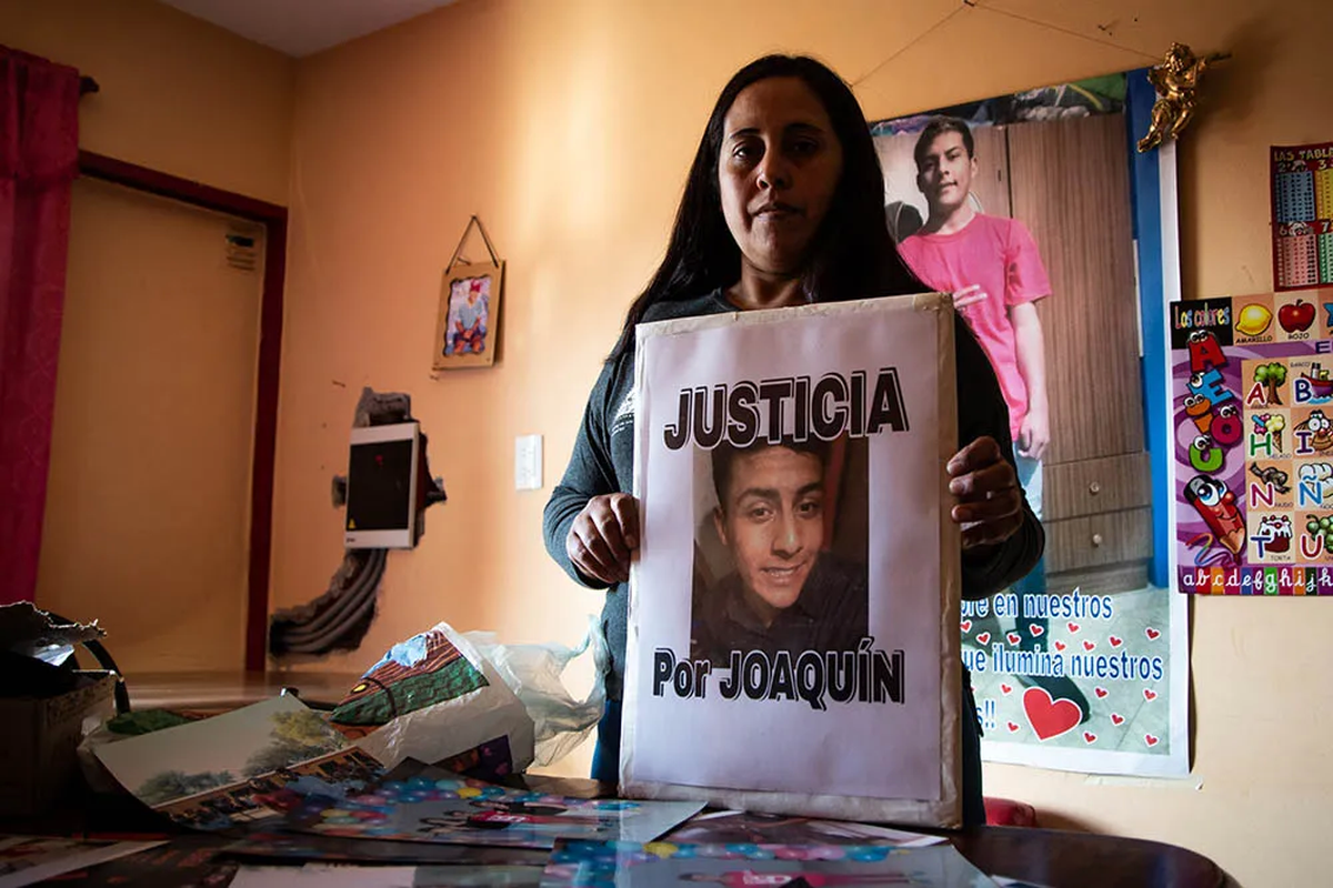 La madre de Joaquín Paredes reclama el esclarecimiento del crimen de su hijo. Foto: Ezequiel Luque.