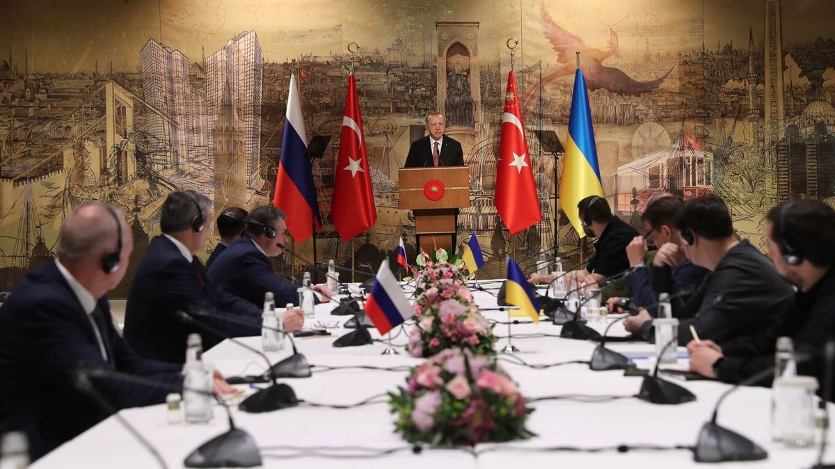 Comienzan las negociaciones directas entre Rusia y Ucrania en Estambul