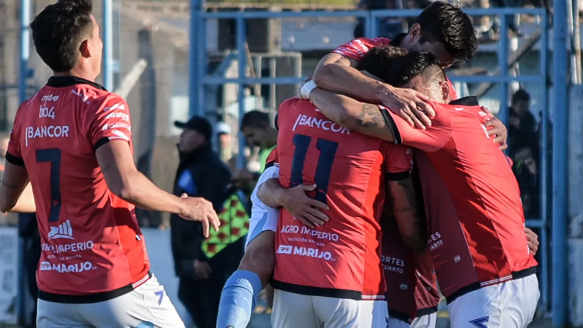 Estudiantes se abraza a la ilusión de estar lo más arriba posible en la tabla y pelear por uno de los ascensos a la máxima categoría del fútbol argentino.