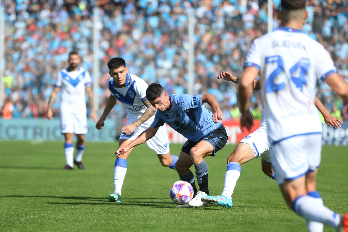 Vélez y Belgrano se enfrentarán en un choque que promete emociones fuertes.