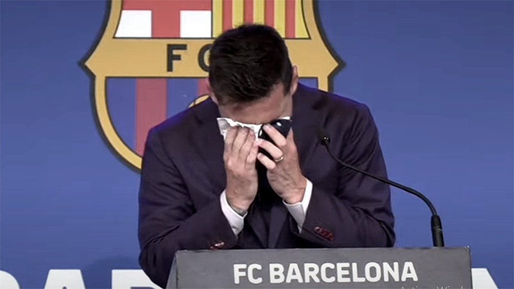 Conmovido, Messi se despidió del Barcelona