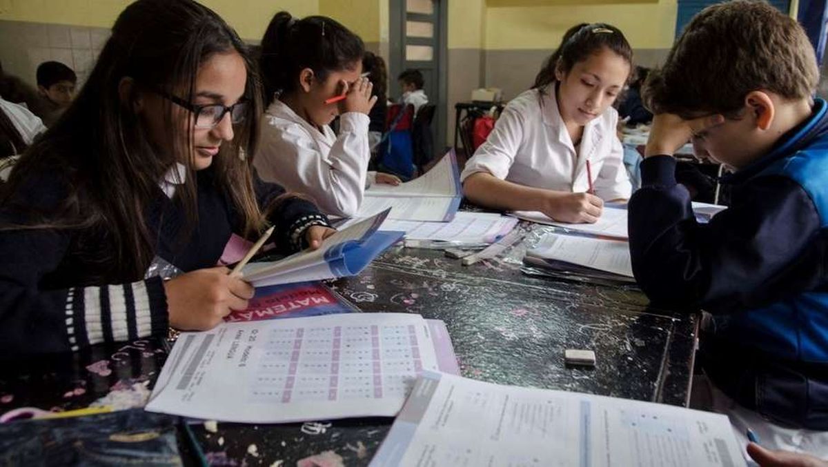 El gobierno porteño prohibió el uso del lenguaje inclusivo en escuelas