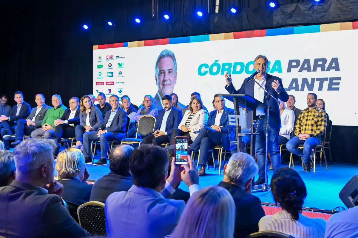 El candidato Martín Llaryora durante la presentación de la coalición en Río Cuarto. Foto: Prensa Hacemos Unidos por Córdoba.