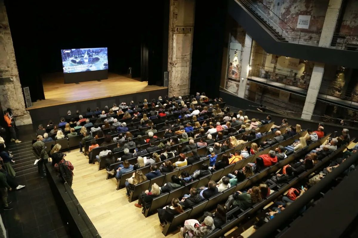 El renovado Teatro Comedia festejará su larga historia con un gran concierto.
