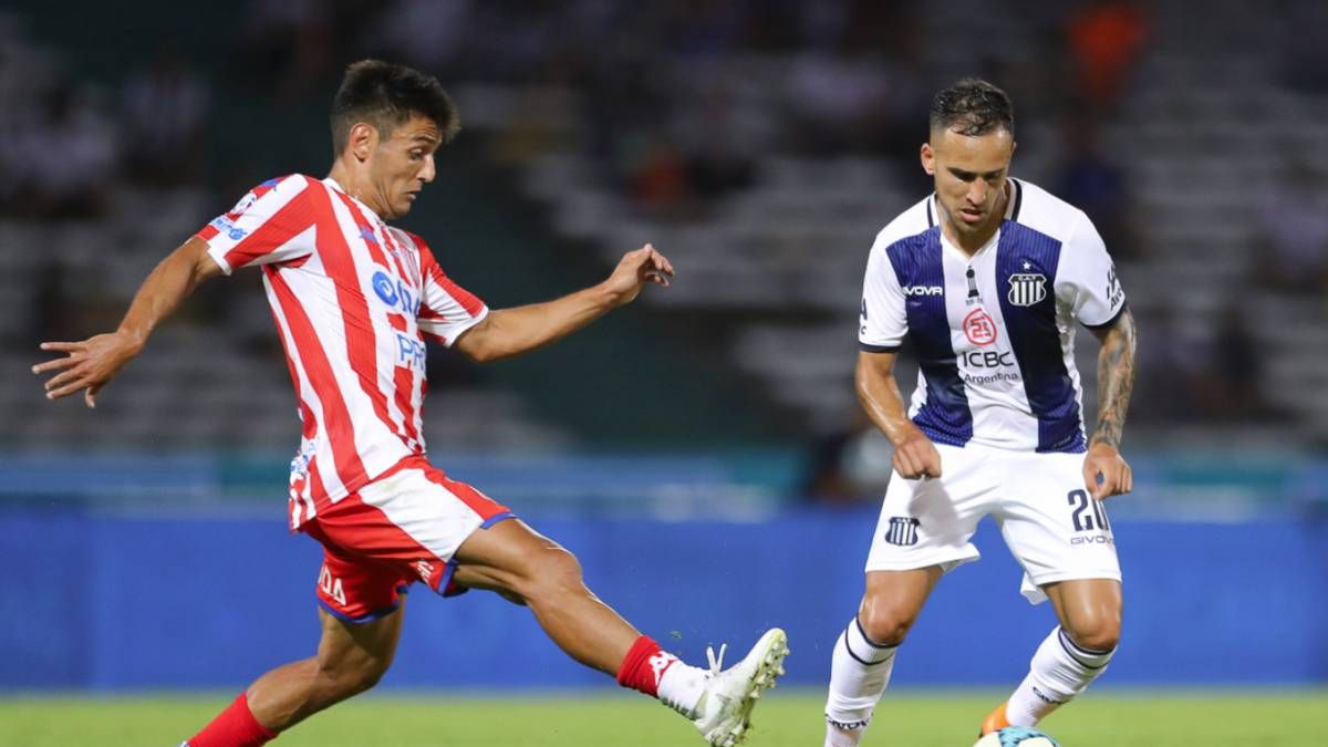 Talleres y Unión de Santa Fe se enfrentan por la décima fecha de la Copa de la Liga Profesional.