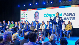 El candidato Martín Llaryora durante la presentación de la coalición en Río Cuarto. Foto: Prensa Hacemos Unidos por Córdoba.