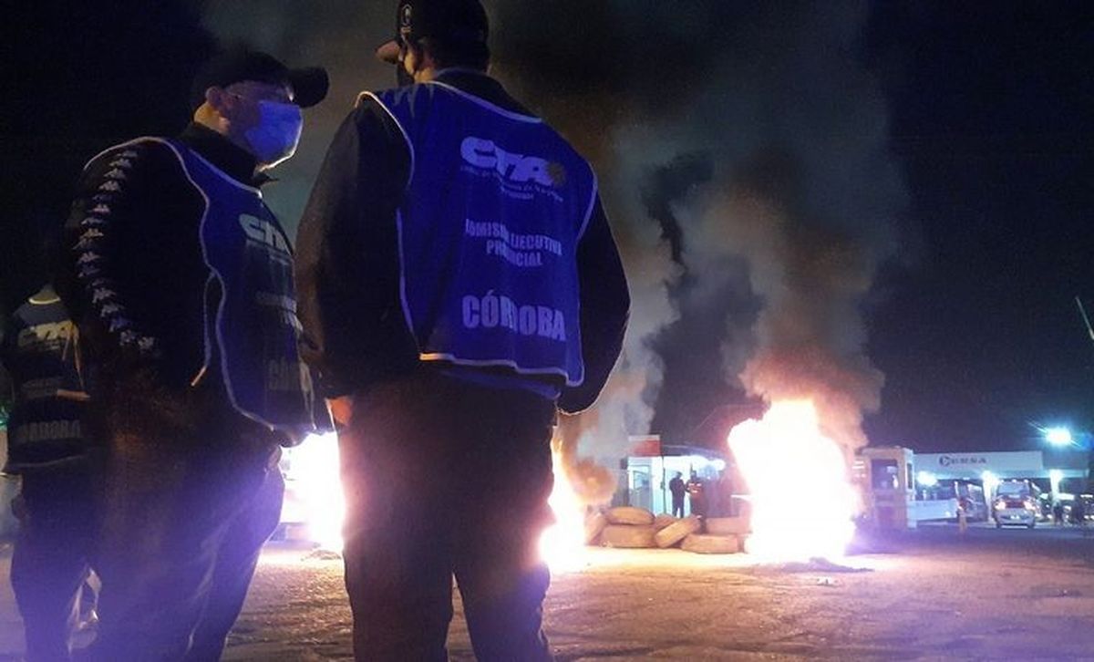 Protesta de choferes de Ersa complican el servicio en Córdoba
