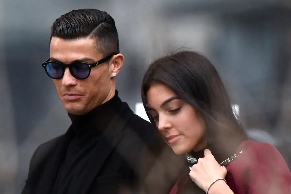 Cristiano Ronaldo confirmó que uno de los mellizos que esperaba falleció